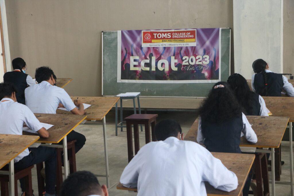 TOMS_College_ECLAT_Essay_Writing3
